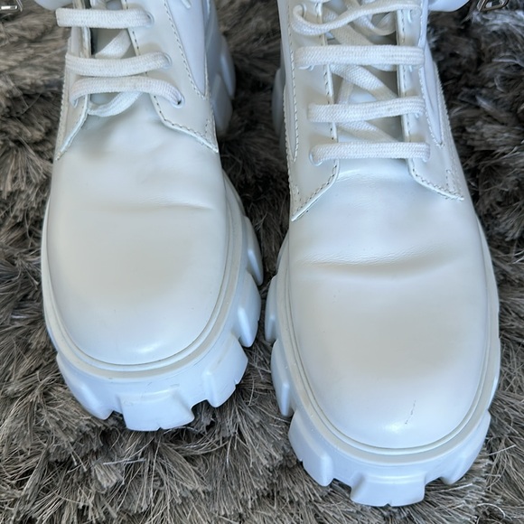 PRADA MONOLITH LEATHER BOOTS - Picture 4 of 12